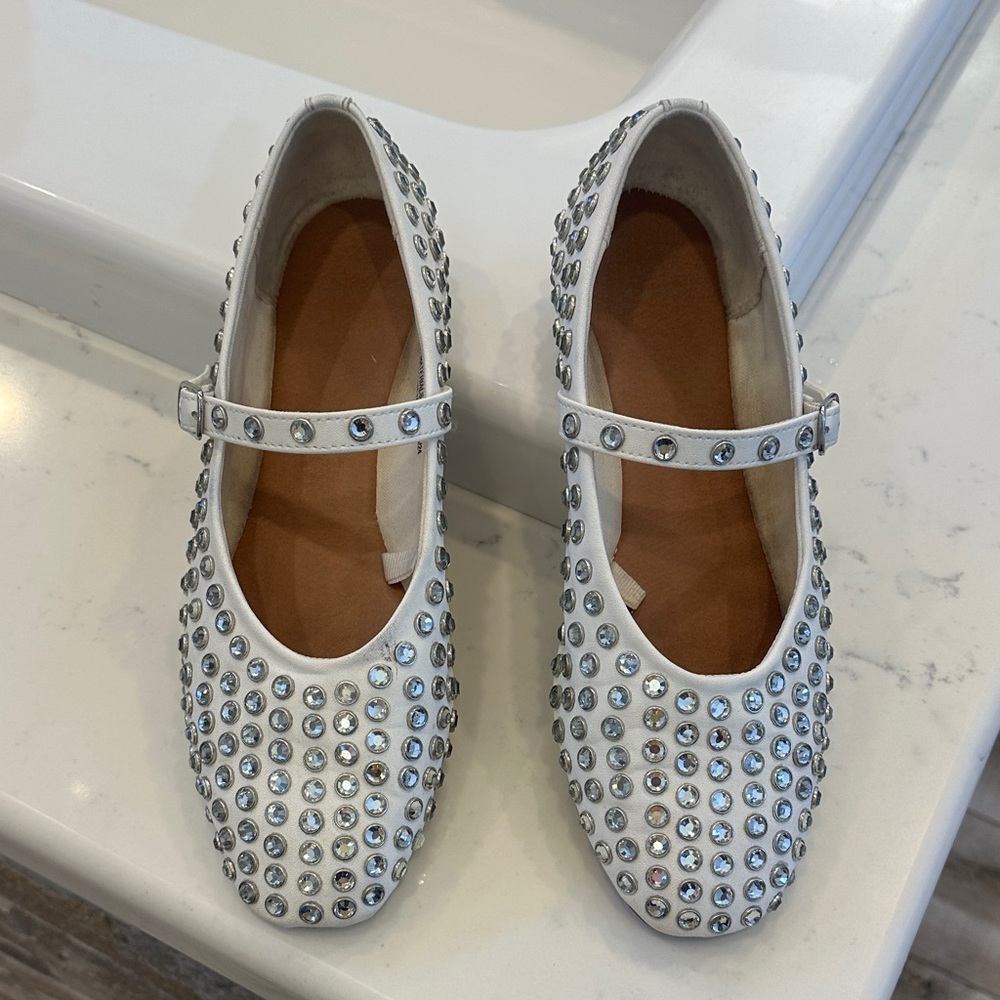 Cute white rhinestone flats